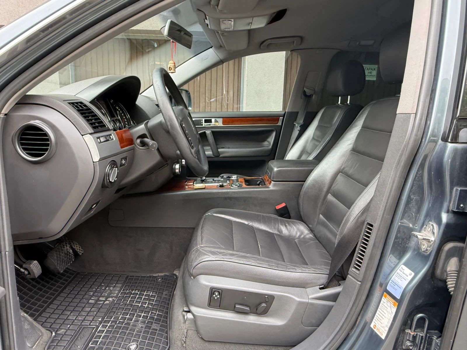 VW Touareg 1.5 TDI ВЪЗУШНО ОКАЧВАНЕ, снимка 9 - Автомобили и джипове - 56268036