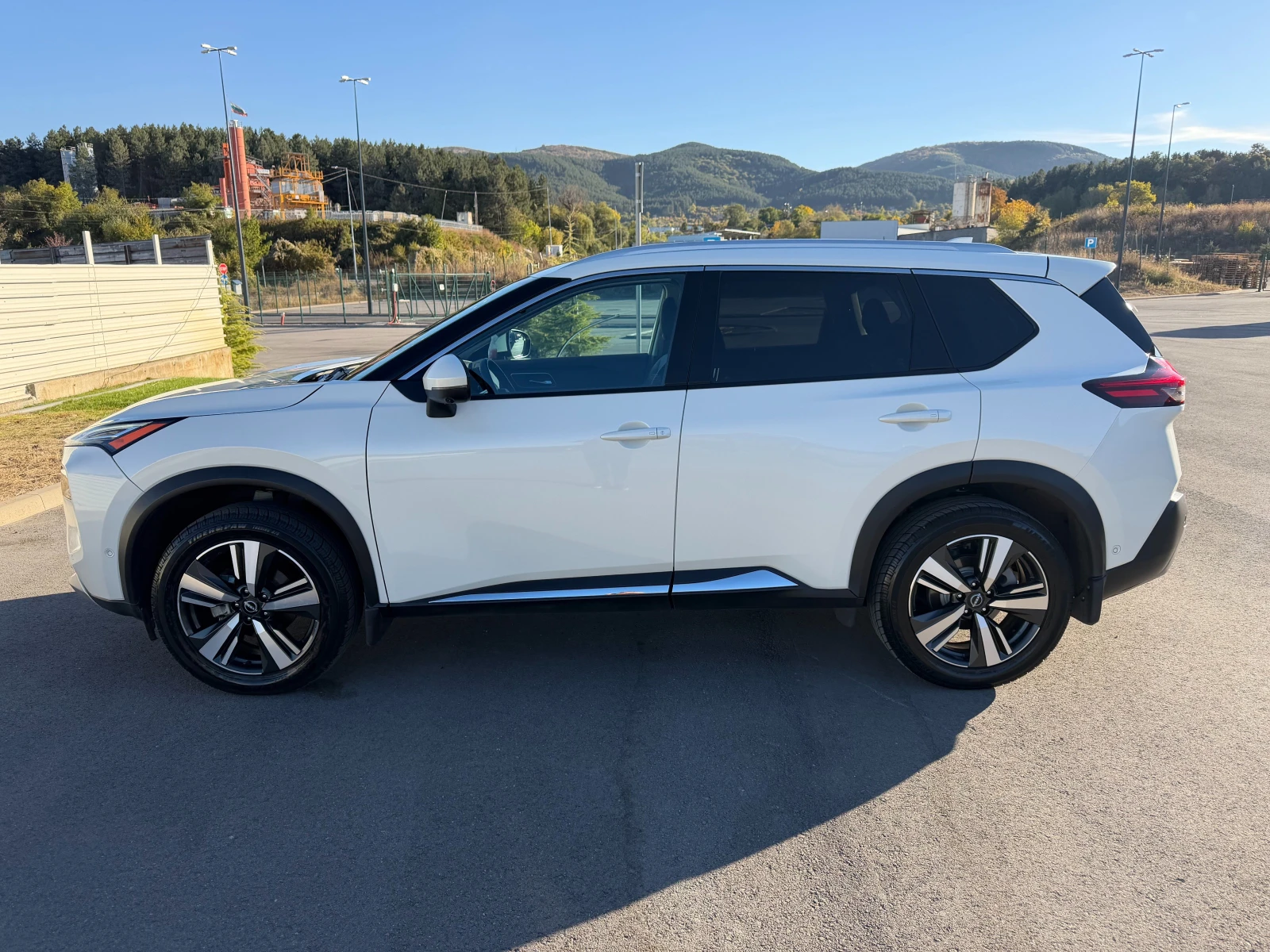 Nissan Rogue III (T33)  AWD , снимка 4 - Автомобили и джипове - 56365272