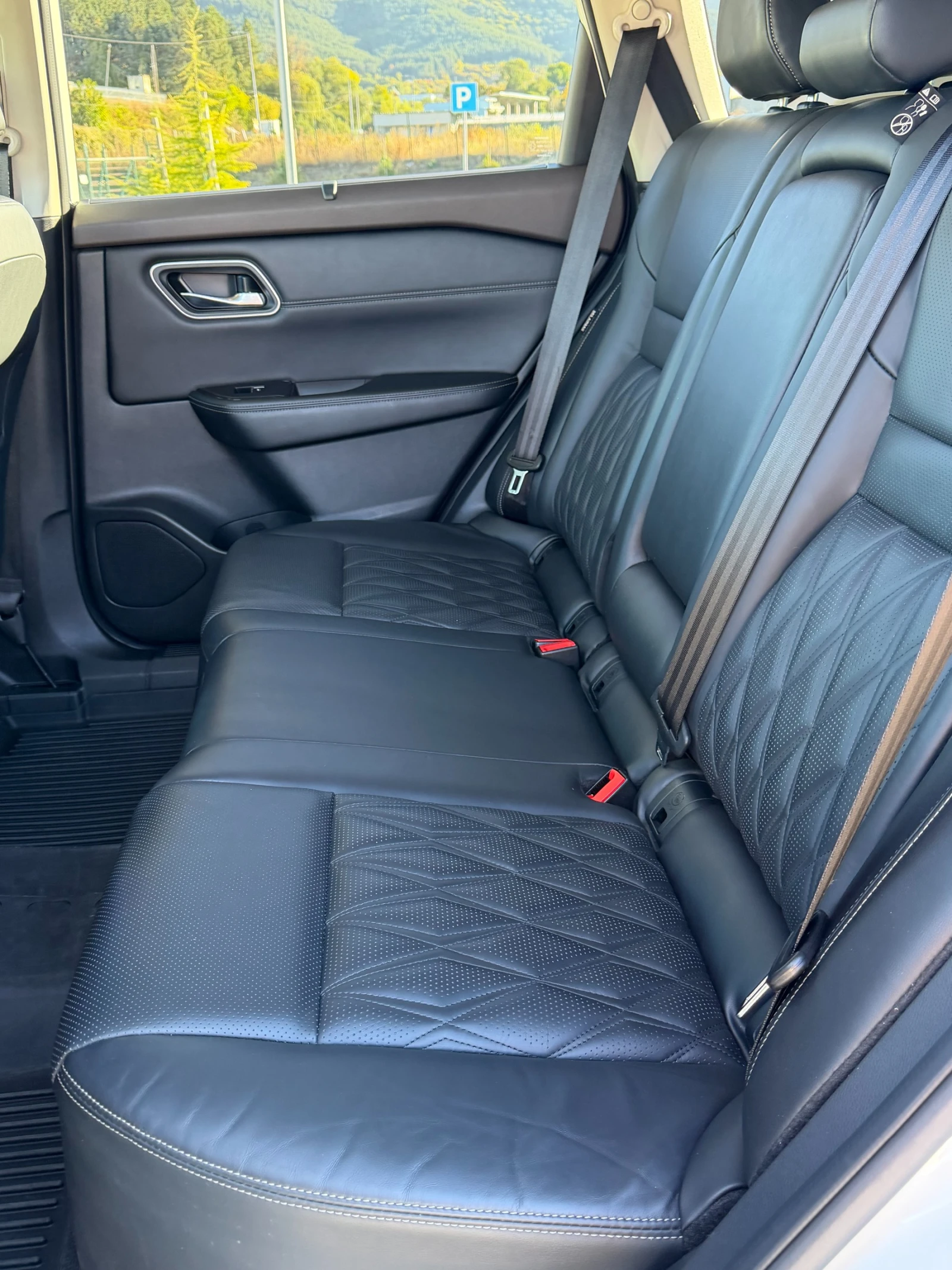 Nissan Rogue III (T33)  AWD , снимка 10 - Автомобили и джипове - 56365272