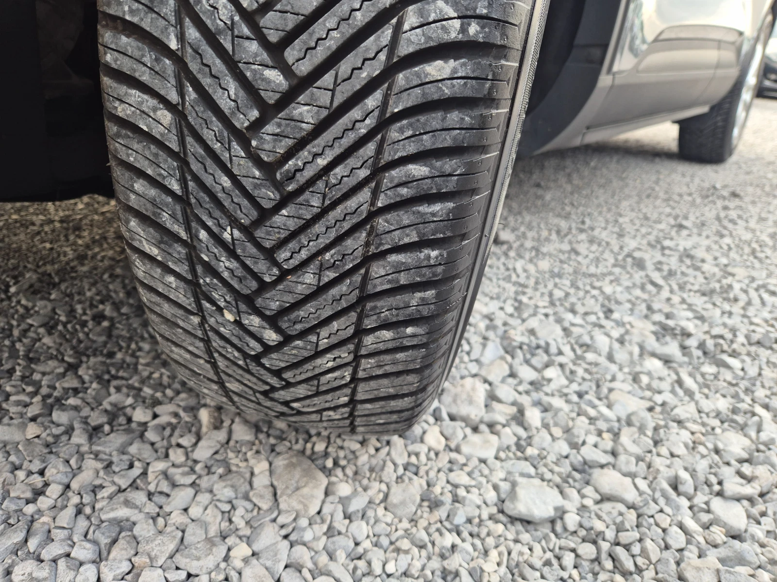 Ford Kuga 1.5 TDCI, снимка 17 - Автомобили и джипове - 56549133