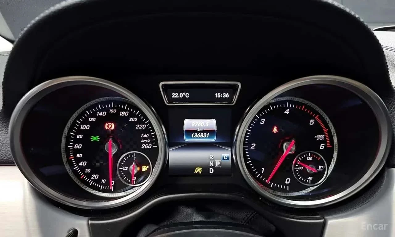 Mercedes-Benz GLE, снимка 8 - Автомобили и джипове - 56688782