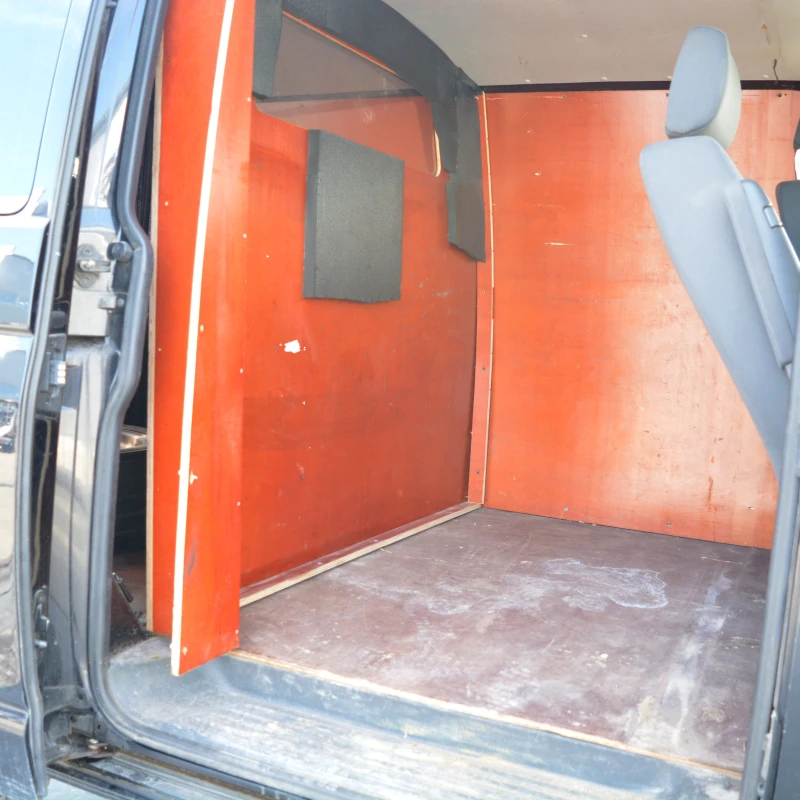 VW T5, снимка 6 - Бусове и автобуси - 48499706