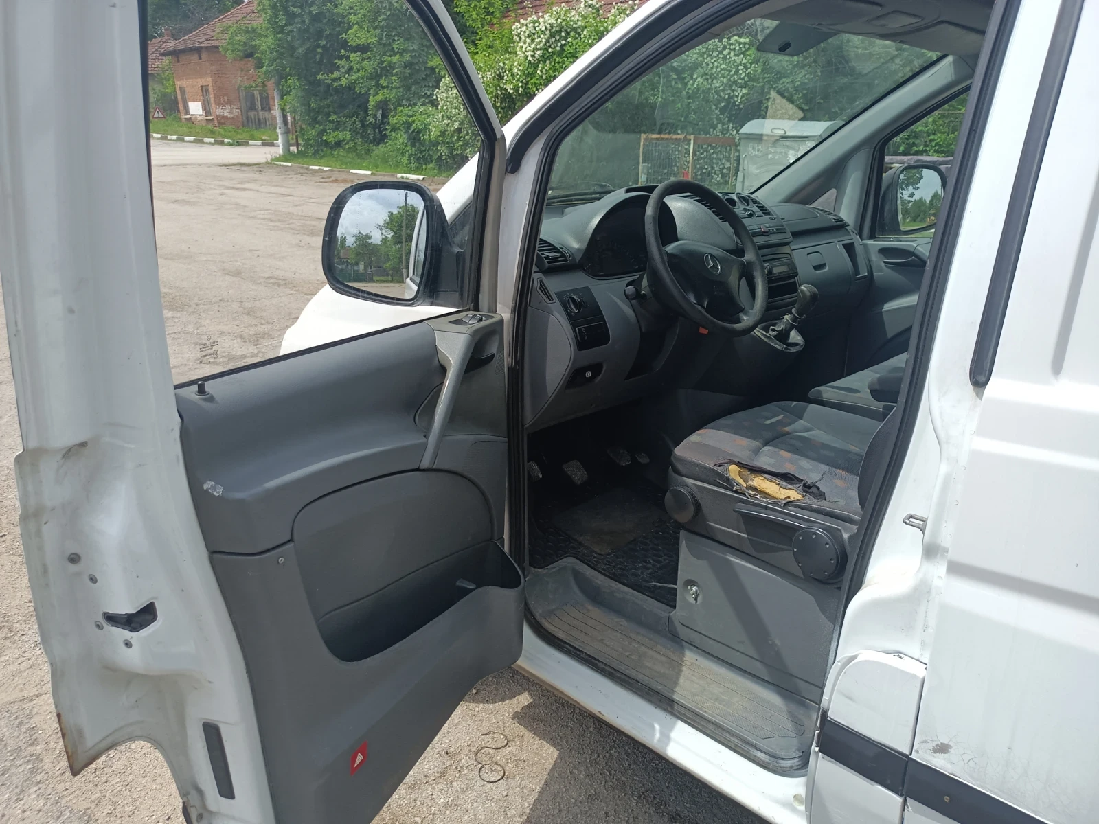 Mercedes-Benz Vito 109CDI, снимка 10 - Бусове и автобуси - 54555976