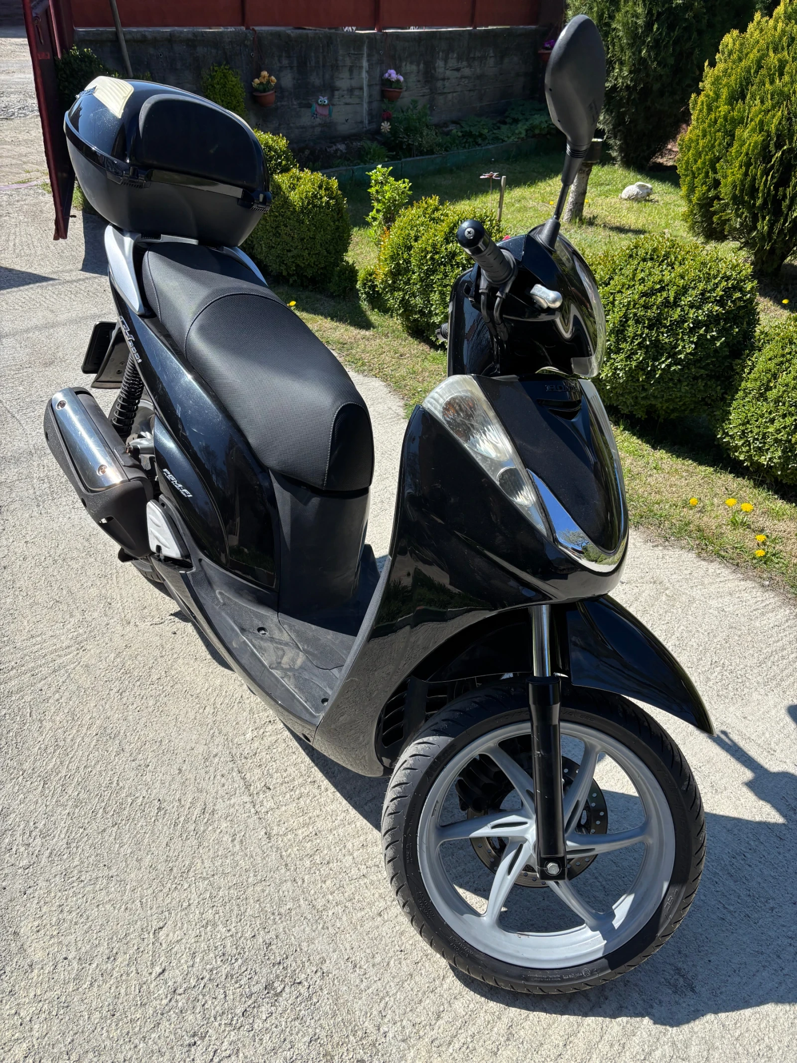 Honda Sh 300i, снимка 3 - Мотоциклети и мототехника - 54243295