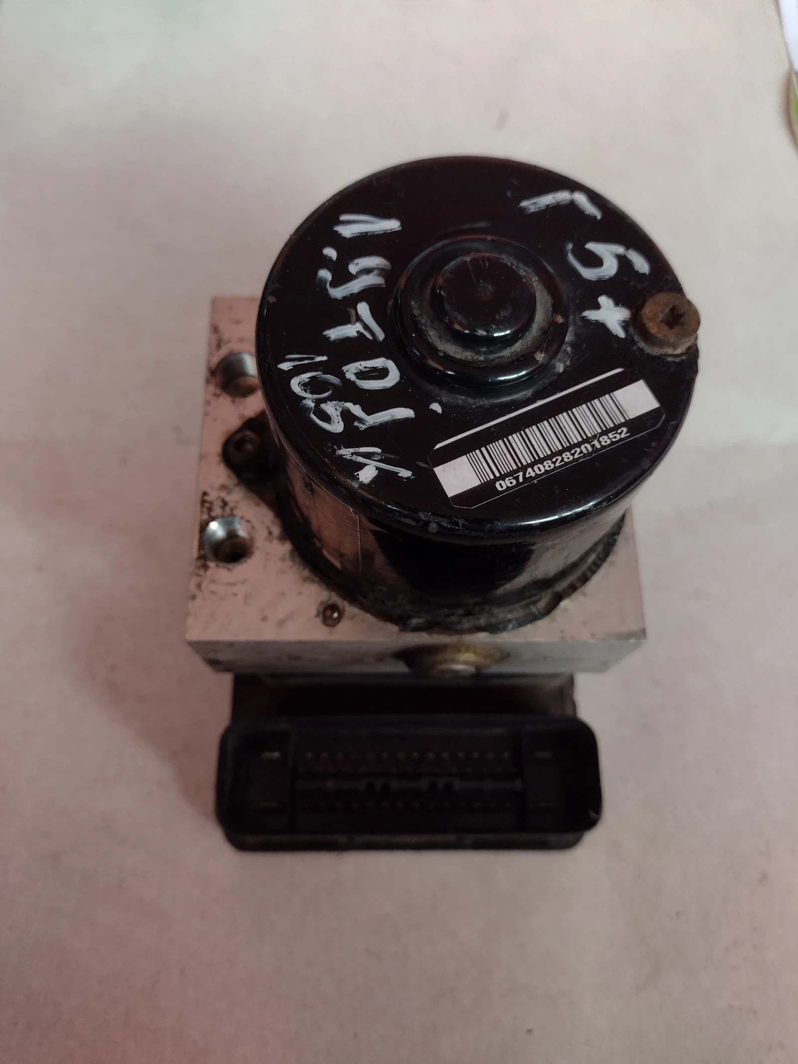 1K0 907 379 K 1K0907379K ABS ����� �� AUDI A 3,  VW GOLF 5, TOURAN 1.9TDI  1K0 614 517 H  1K0614517H | Mobile.bg � ����������� 1