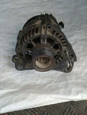 Алтернатор VW Golf 3, снимка 3 - Части - 53461844