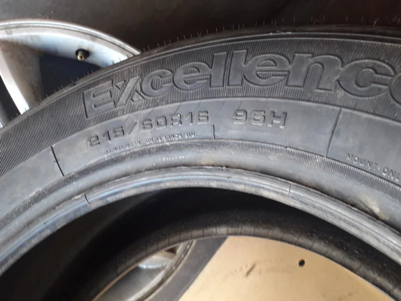 Гуми Летни 215/60R16, снимка 5 - Гуми и джанти - 25872903