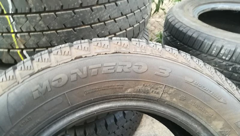 Гуми Зимни 195/65R15, снимка 5 - Гуми и джанти - 26188466