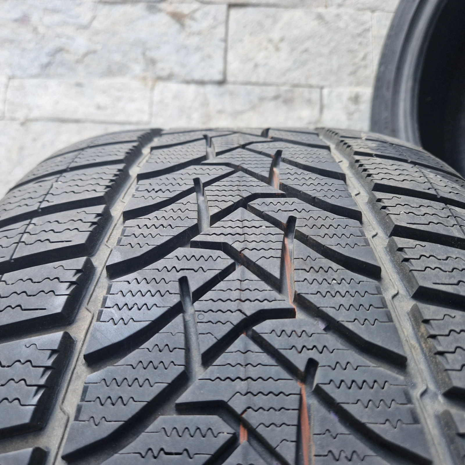  285/40R20 | Mobile.bg   4