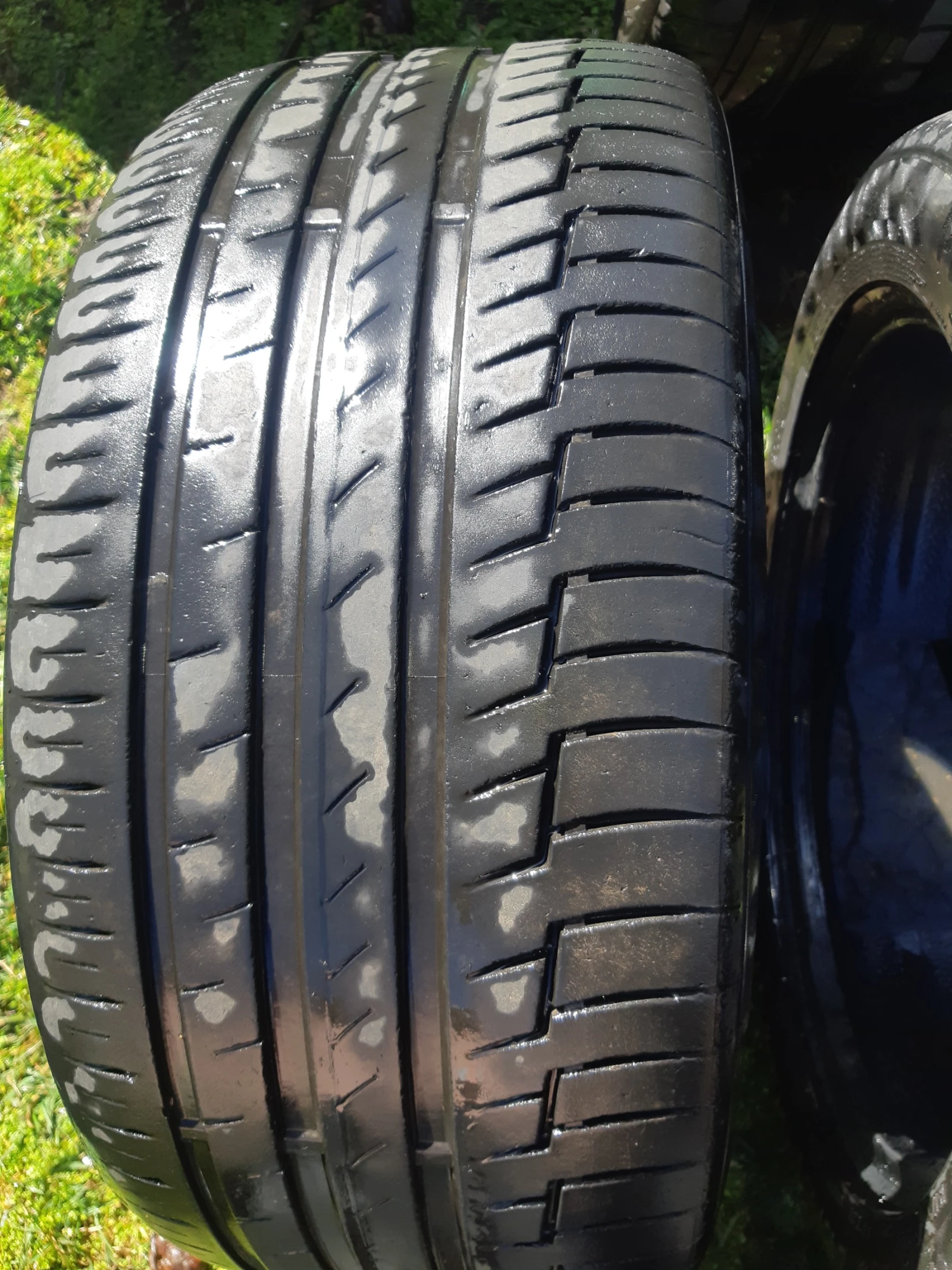 Гуми Летни 245/45R17, снимка 4 - Гуми и джанти - 53833703