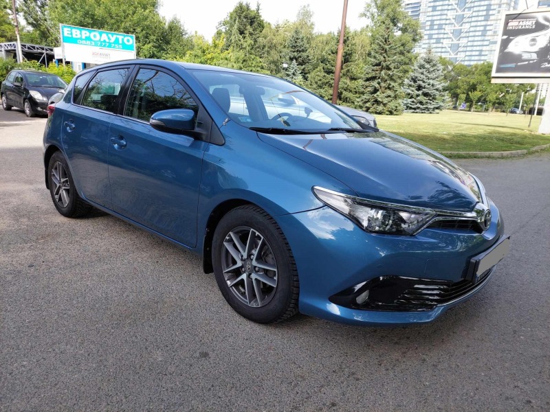 Toyota Auris 1, 2i 116ps EURO 6B, снимка 2 - Автомобили и джипове - 46536528