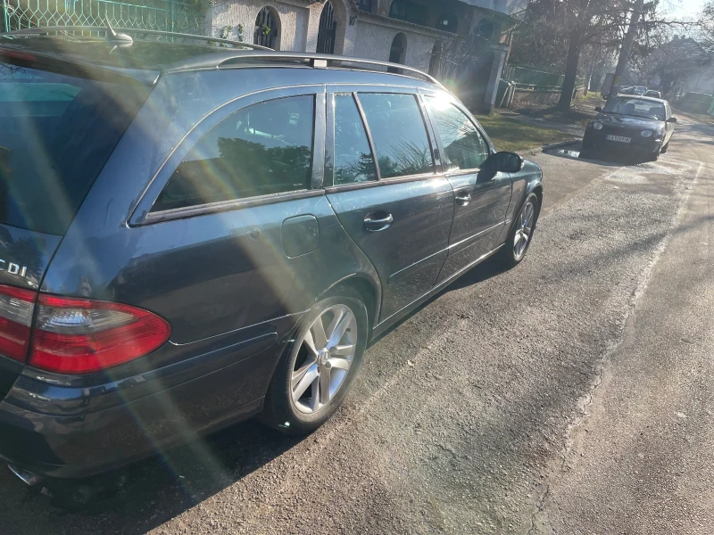 Mercedes-Benz E 320, снимка 3 - Автомобили и джипове - 49200430