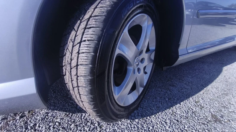 Peugeot 407 2.0HDI-140к.с Евро-5 Ксенон Кожа Нави Парктроник, снимка 17 - Автомобили и джипове - 52253912