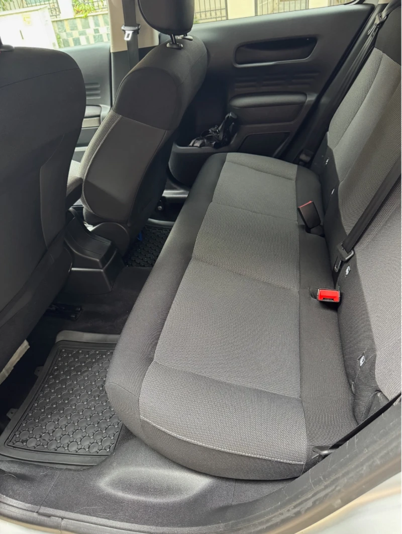 Citroen C4 Cactus 1.6HDI * Камера * Навигация, снимка 7 - Автомобили и джипове - 52423824