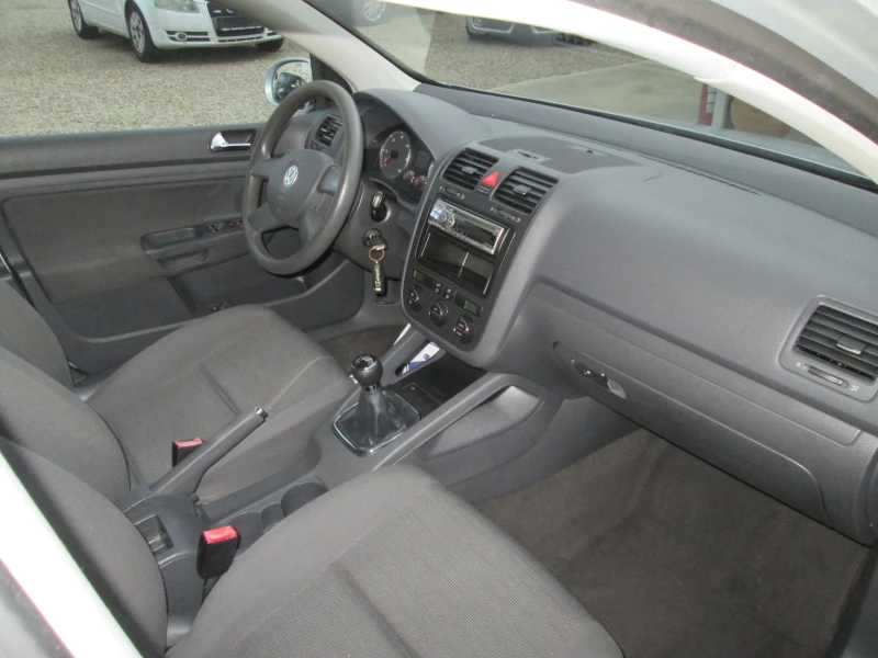 VW Golf 1.9TDI 105kc, снимка 15 - Автомобили и джипове - 52720209