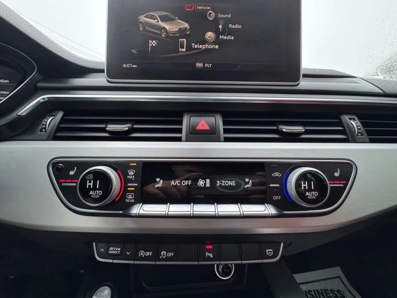 Audi S4 Audi S4 3.0 TFSI* АвтоКредит* (ЦЕНА ДО БГ), снимка 9 - Автомобили и джипове - 53295616