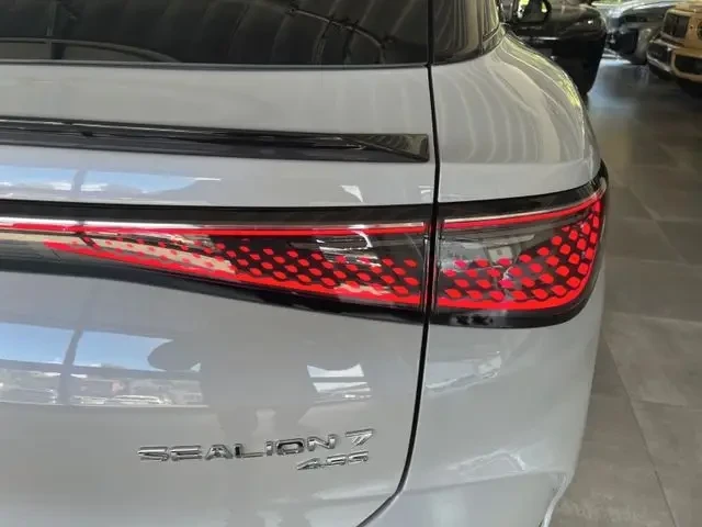BYD Sealion 7 Excellence AWD, снимка 11 - Автомобили и джипове - 54928450