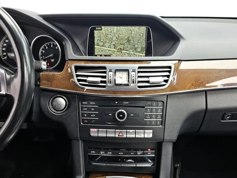 Mercedes-Benz E 300 ELEGANCE, снимка 15 - Автомобили и джипове - 54955062