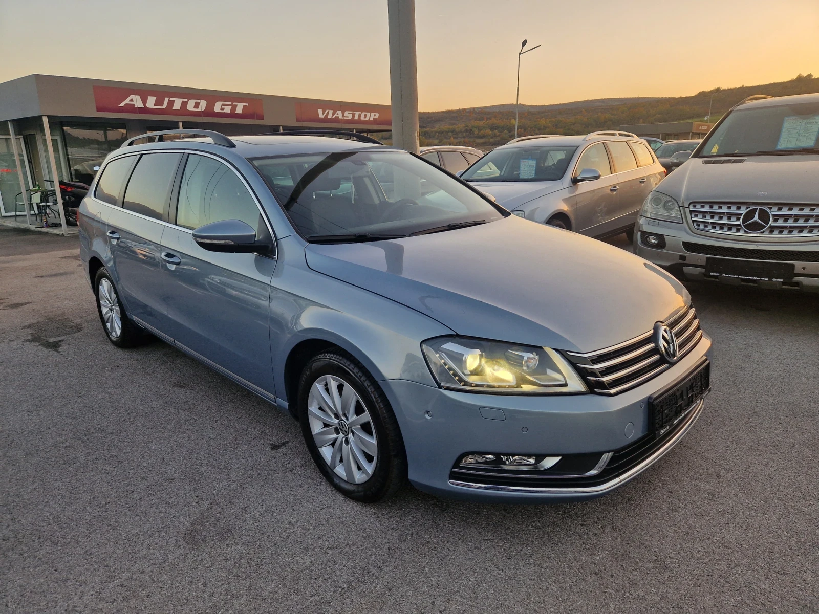 VW Passat 2.0 TDI BlueMotion ! Automatic ! - изображение 3