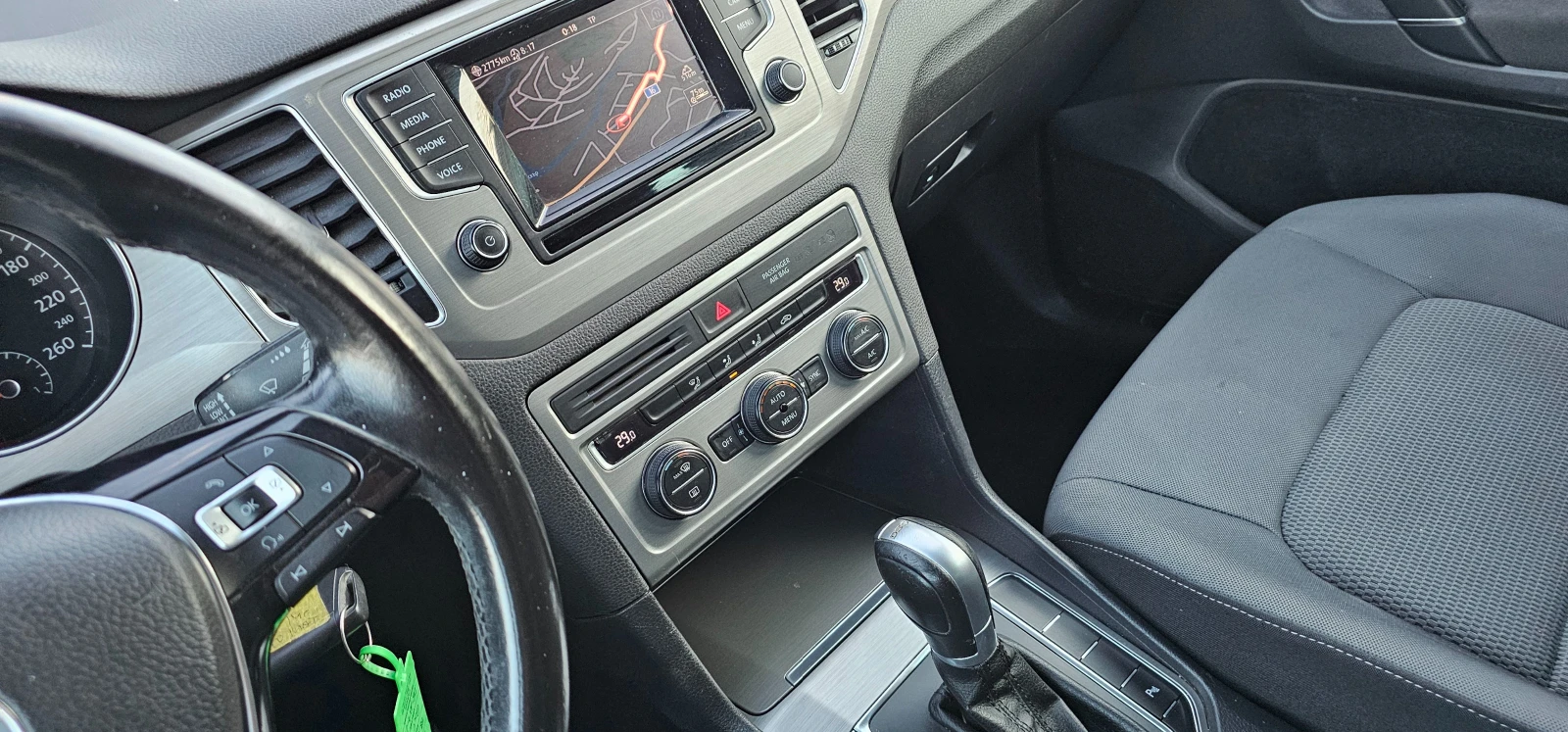VW Golf SPORTSVAN  1.4TSI 7DSG  | Mobile.bg — изображение 17