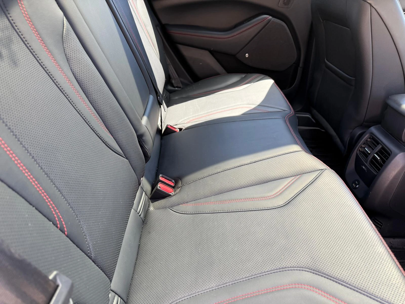 Ford Mustang Mach-E ER AWD Premium - изображение 4