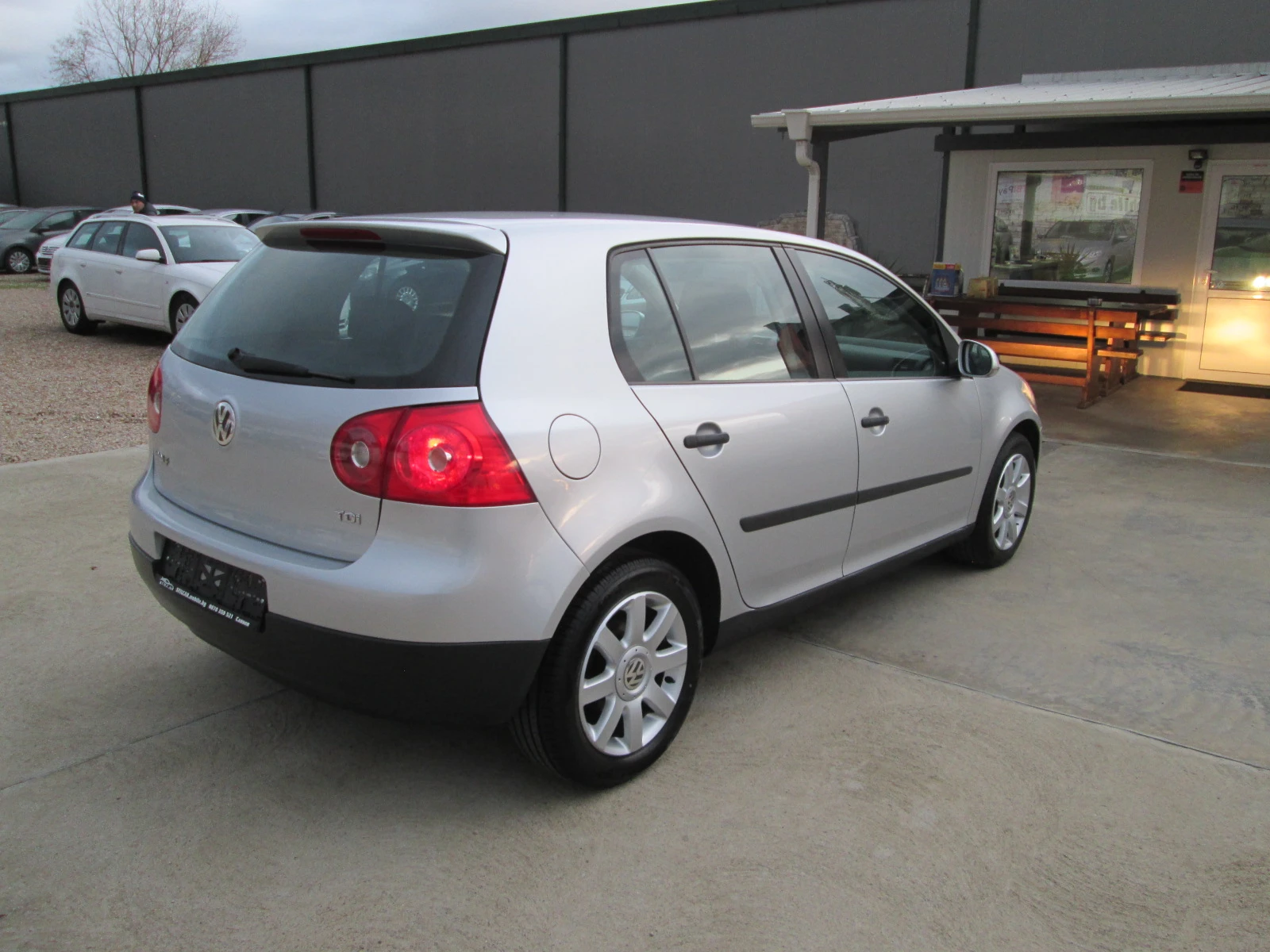 VW Golf 1.9TDI 105kc - изображение 4