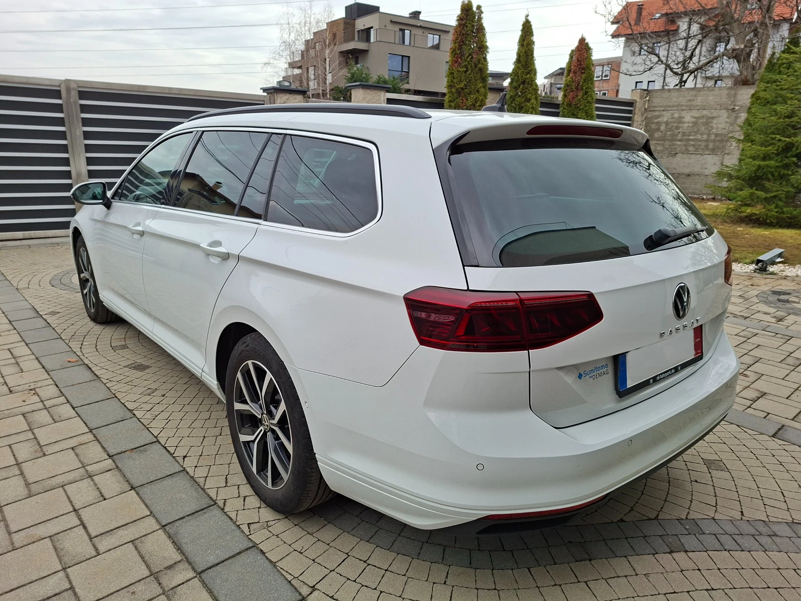 VW Passat Facelift DSG7 Business Premium , снимка 7 - Автомобили и джипове - 54120522