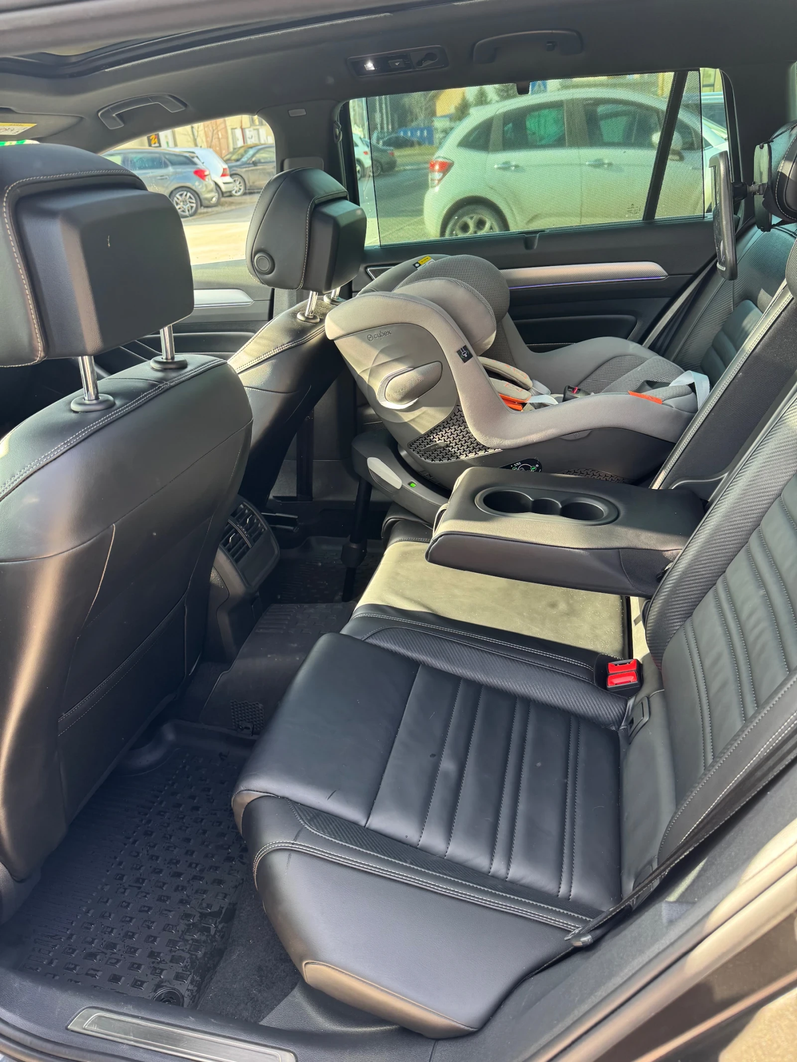 VW Passat R-line, снимка 6 - Автомобили и джипове - 54663632