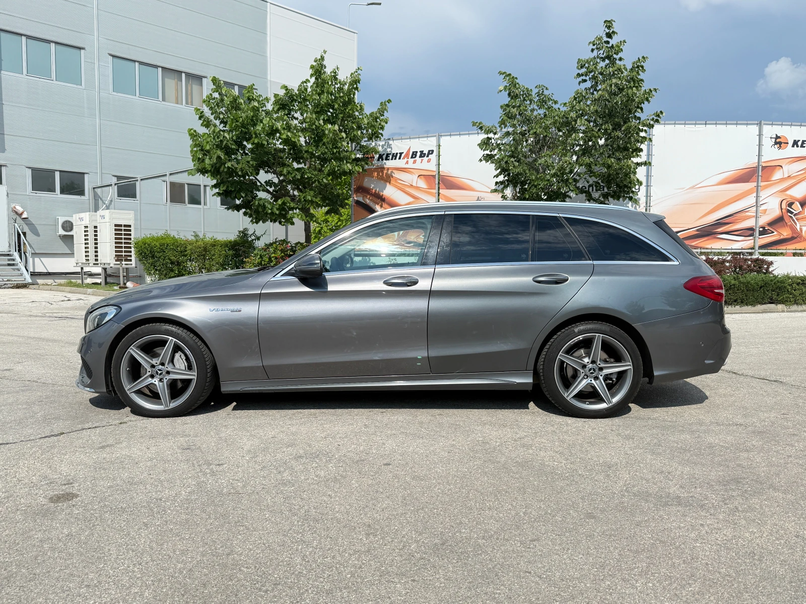 Mercedes-Benz C 220 2.2d 170 к.с./4matic/ГАРАНЦИЯ, снимка 2 - Автомобили и джипове - 54877872