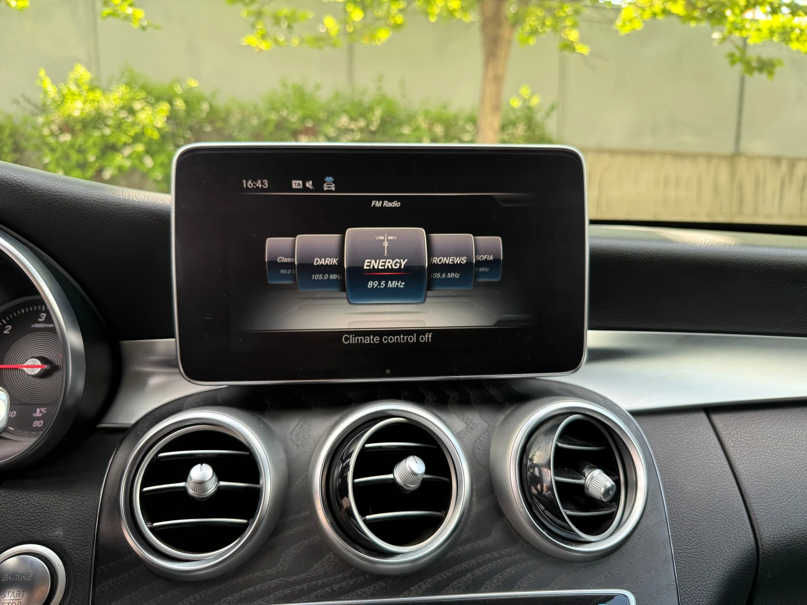 Mercedes-Benz C 220 2.2d 170 к.с./4matic/ГАРАНЦИЯ, снимка 14 - Автомобили и джипове - 54877872