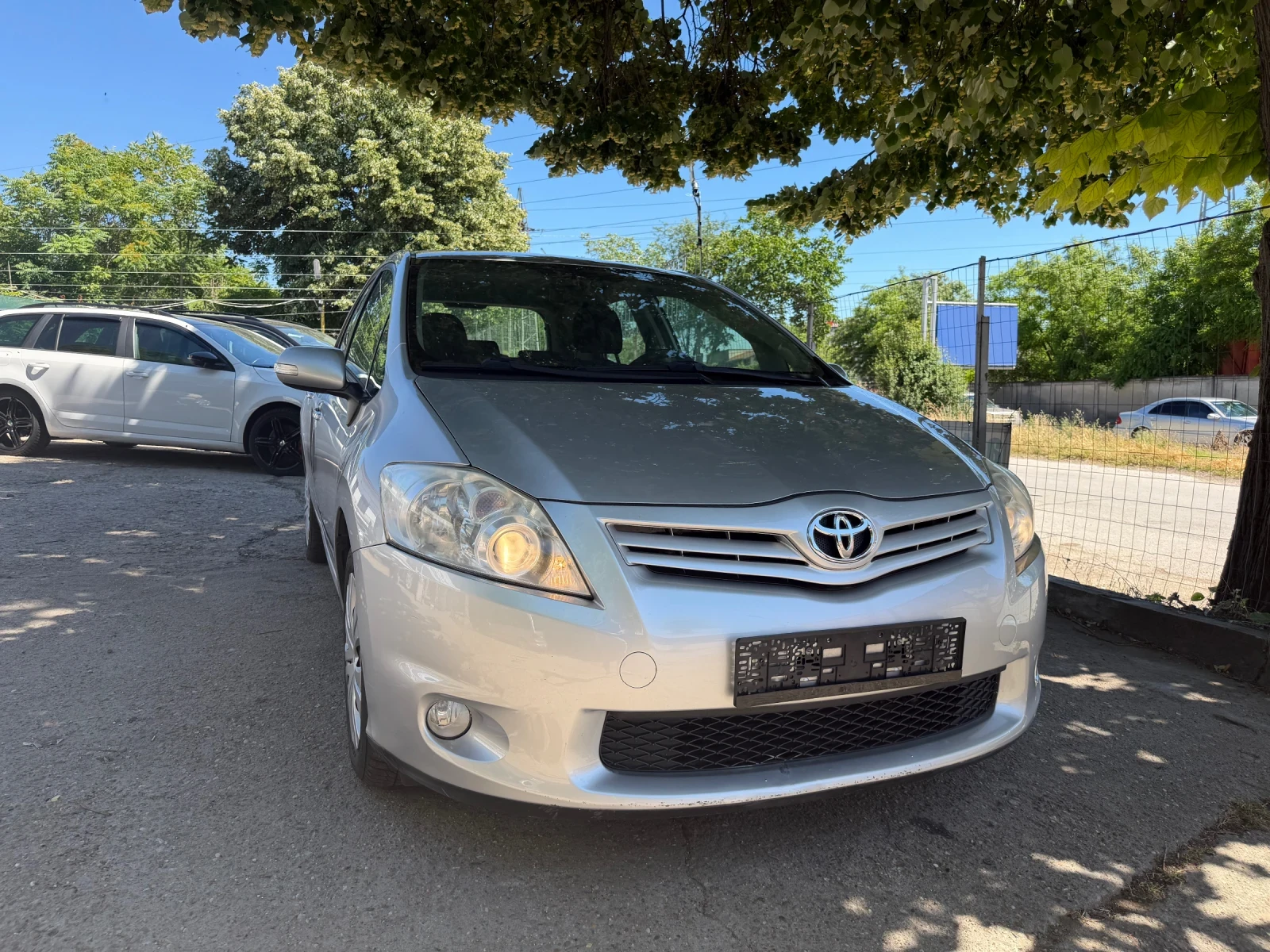 Toyota Auris 1.6!132к.с.FACELIFT!ШВЕЙЦАРИЯ!!!!ТОП СЪСТОЯНИЕ, снимка 3 - Автомобили и джипове - 54930262