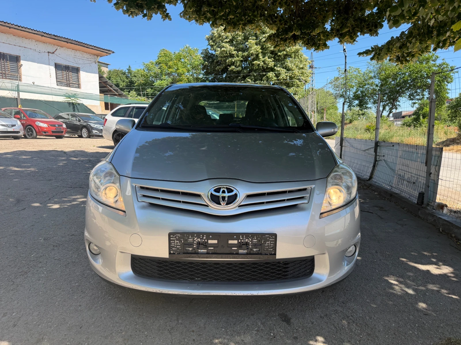 Toyota Auris 1.6!132к.с.FACELIFT!ШВЕЙЦАРИЯ!!!!ТОП СЪСТОЯНИЕ, снимка 2 - Автомобили и джипове - 54930262