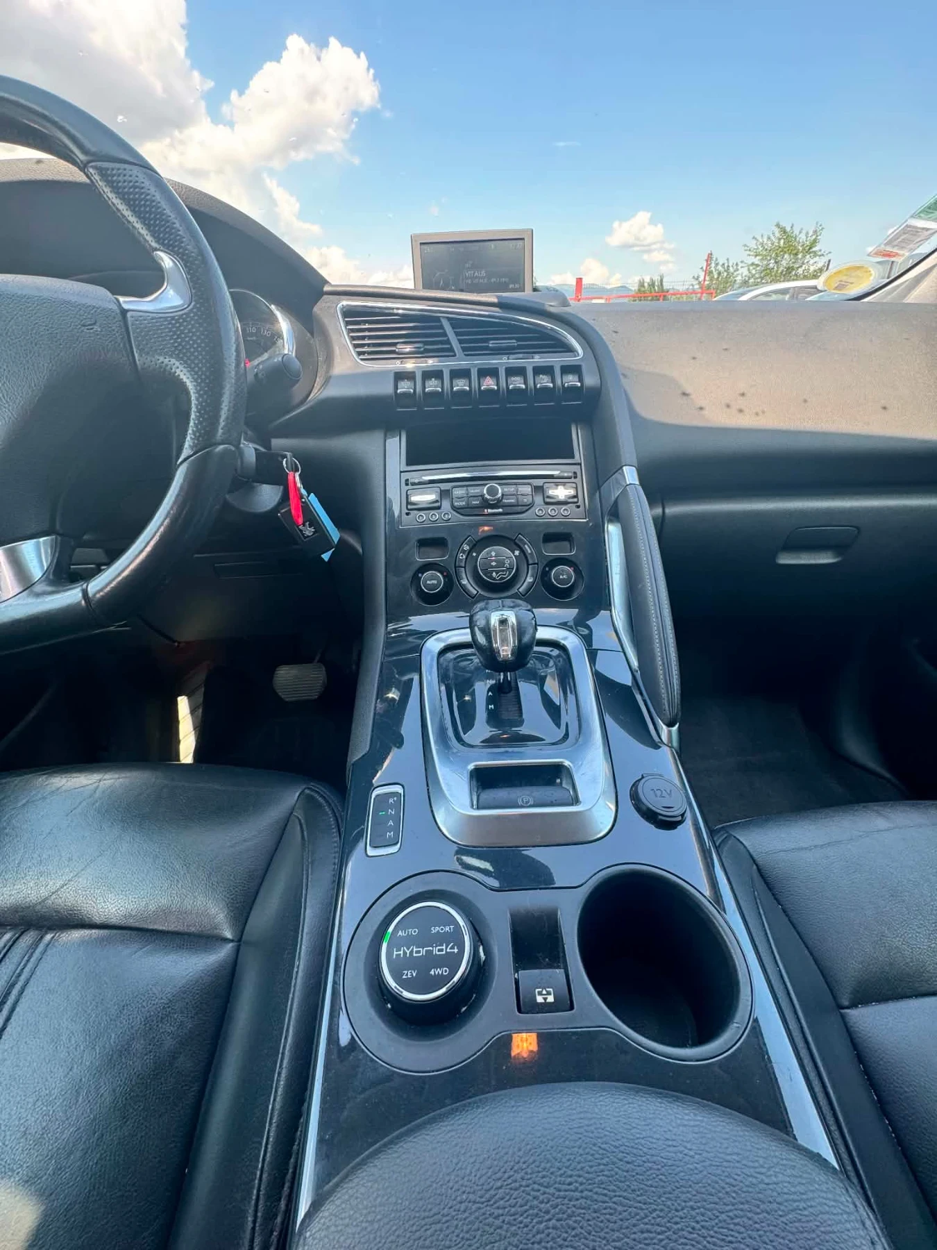 Peugeot 3008 2.0 HDI Hybrid 4x4 200к.с, снимка 6 - Автомобили и джипове - 55402825