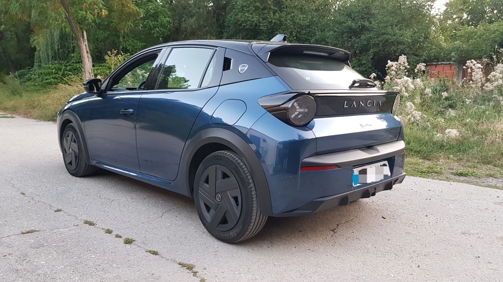 Lancia Ypsilon 1.2Hybrid, снимка 6 - Автомобили и джипове - 55594346