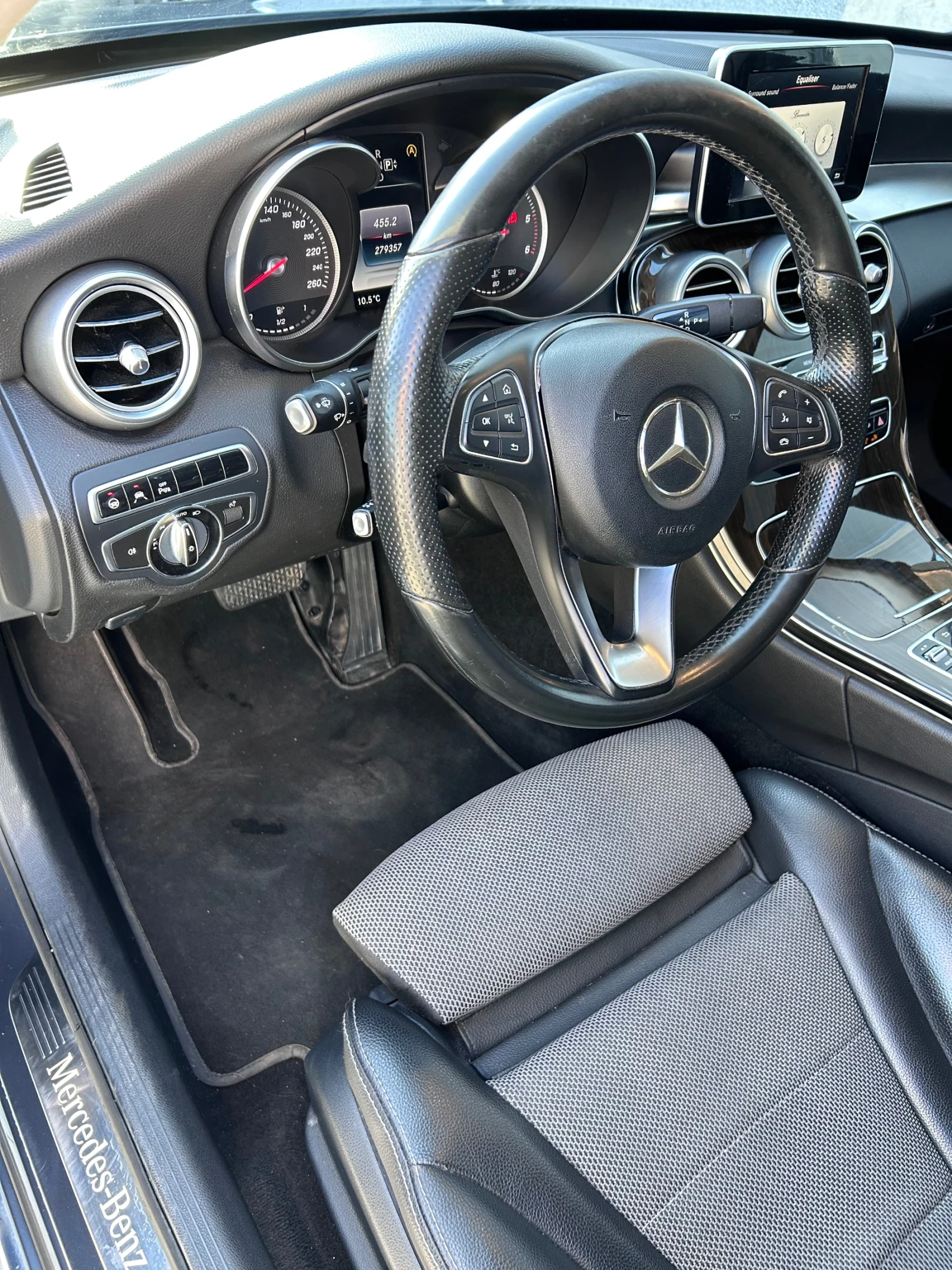 Mercedes-Benz C 250, снимка 7 - Автомобили и джипове - 55980795