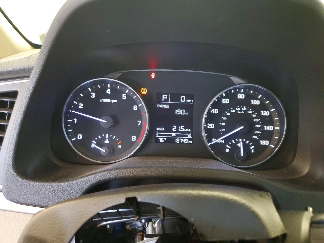 Hyundai Elantra 2.0l Se, снимка 9 - Автомобили и джипове - 56012652