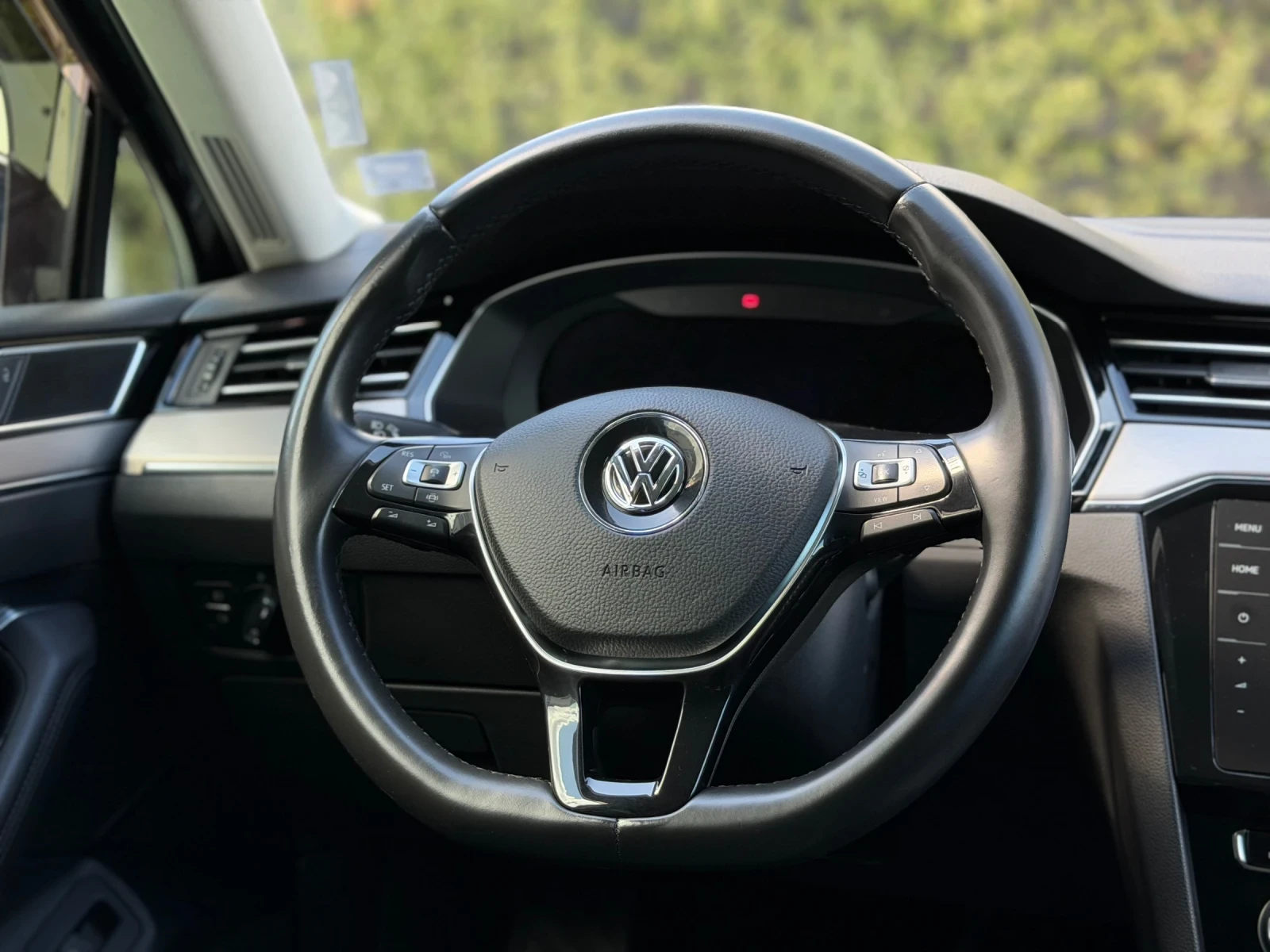 VW Passat 2.0TDI/150к.с/СЕРВИЗНА ИСТОРИЯ, снимка 8 - Автомобили и джипове - 56033570