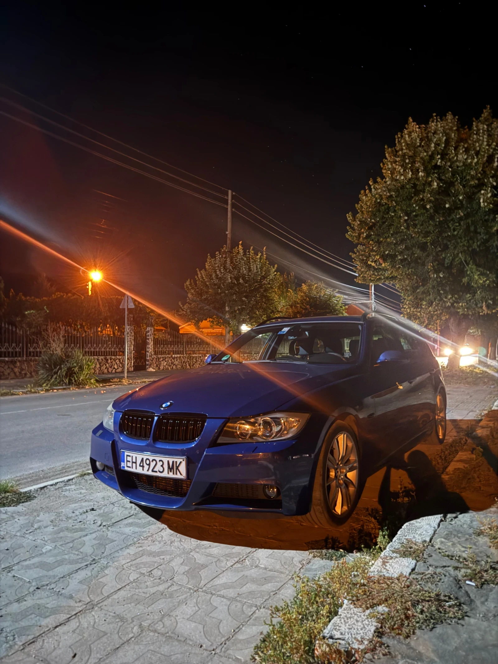 BMW 320, снимка 4 - Автомобили и джипове - 56076096