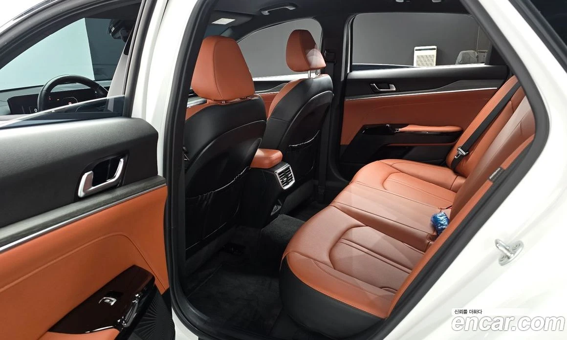 Kia K5 1.6 Turbo Noblesse, снимка 11 - Автомобили и джипове - 56185698