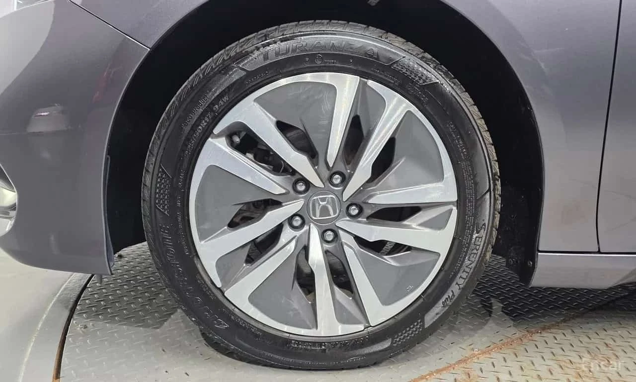 Honda Accord * 2.0 Hybrid EX L * , снимка 5 - Автомобили и джипове - 56310513