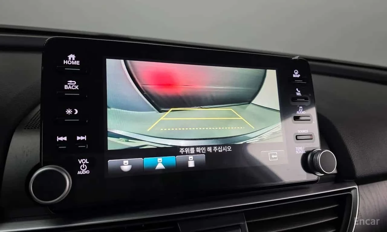 Honda Accord * 2.0 Hybrid EX L * , снимка 17 - Автомобили и джипове - 56310513