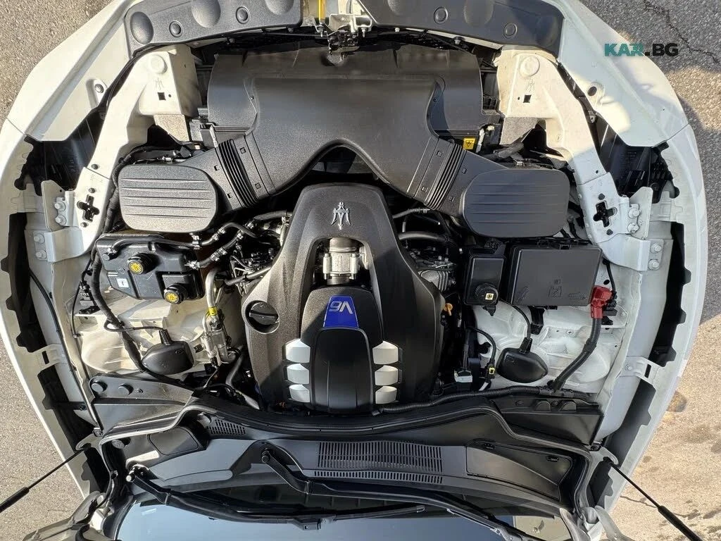 Maserati Ghibli, снимка 5 - Автомобили и джипове - 56715028