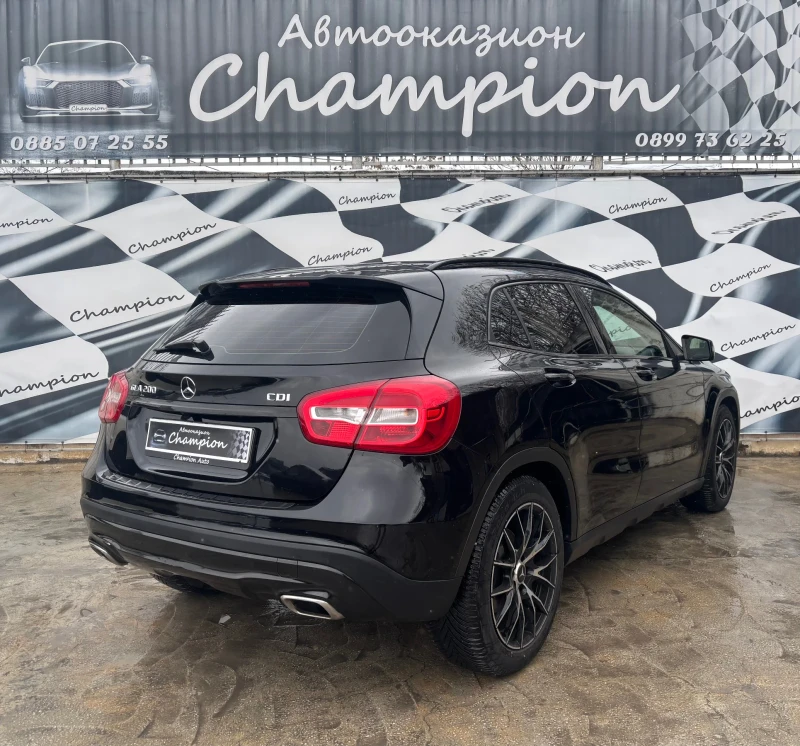 Mercedes-Benz GLA 200, снимка 5 - Автомобили и джипове - 49176782