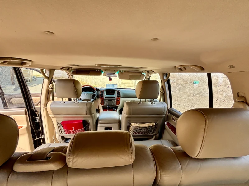 Toyota Land cruiser, снимка 15 - Автомобили и джипове - 51137041