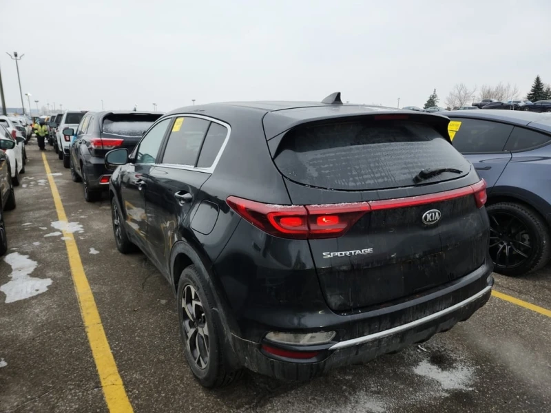 Kia Sportage * LX * CARFAX * ЦЕНА ДО БГ, снимка 4 - Автомобили и джипове - 52877977