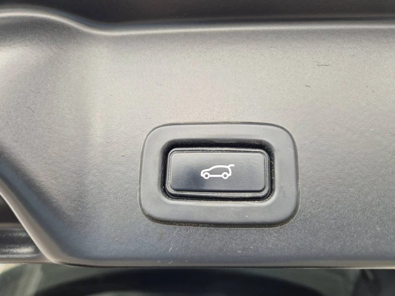 Land Rover Range Rover Evoque 2.0D-R-DYNAMIC-120000км-СУПЕР СЪСТОЯНИЕ, снимка 16 - Автомобили и джипове - 52910767