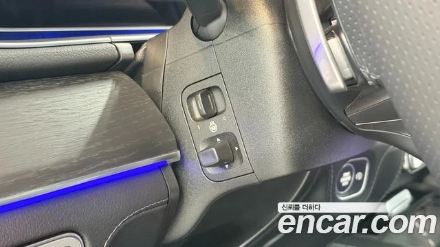 Mercedes-Benz GLS580, снимка 13 - Автомобили и джипове - 56077599