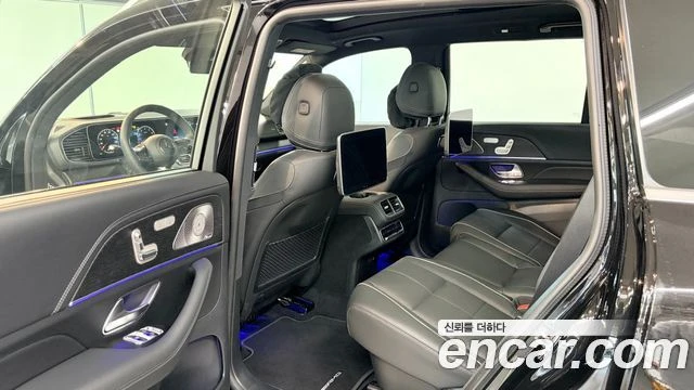 Mercedes-Benz GLS580, снимка 10 - Автомобили и джипове - 56077599