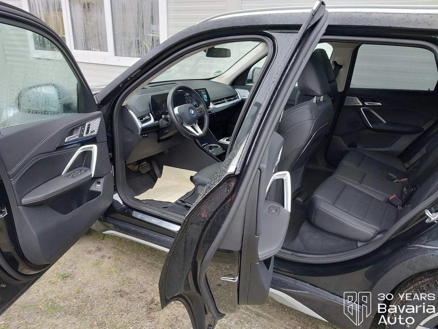 BMW iX1 30 xDrive xLine | Mobile.bg   5