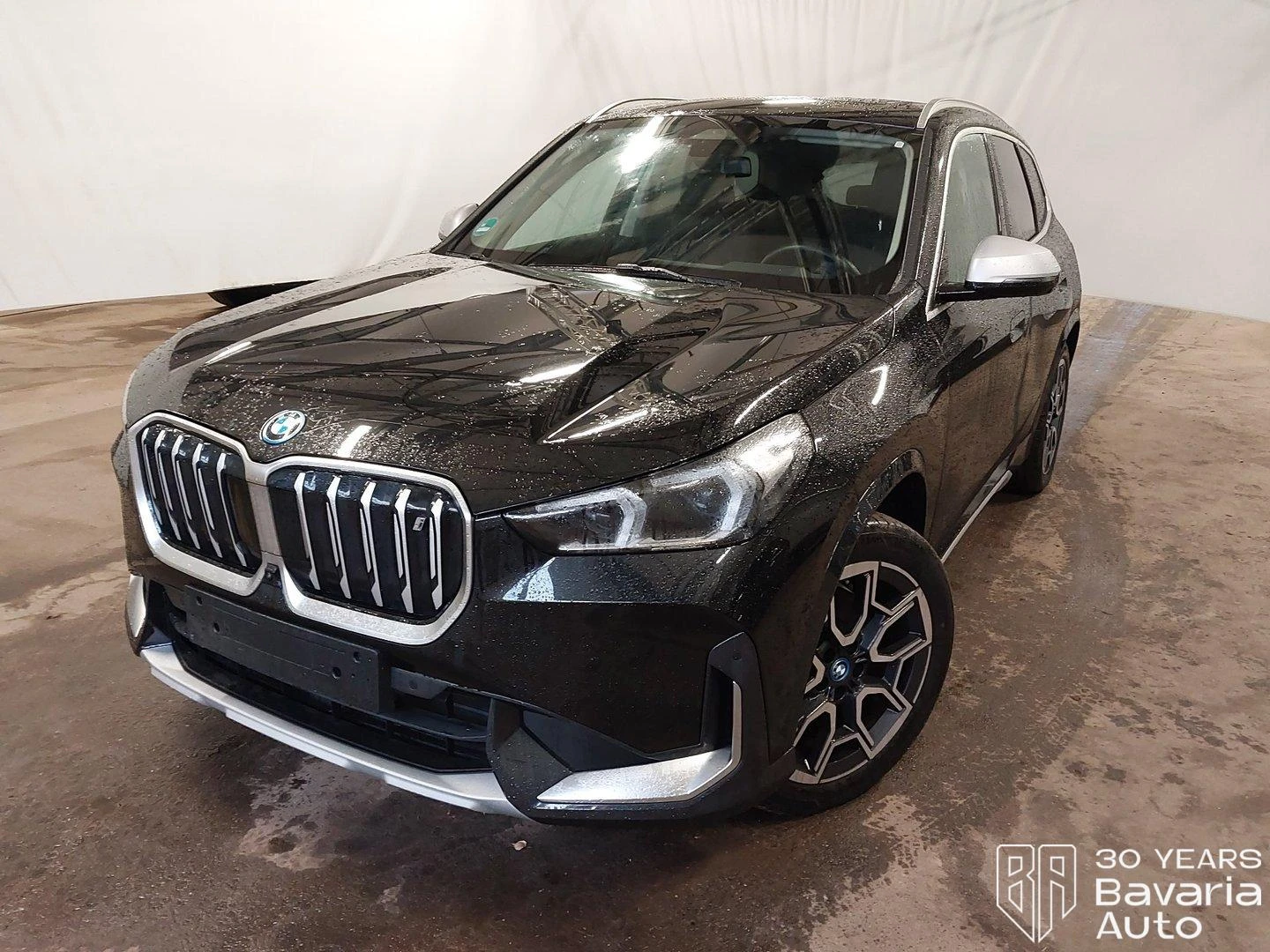 BMW iX1 30 xDrive xLine | Mobile.bg   1